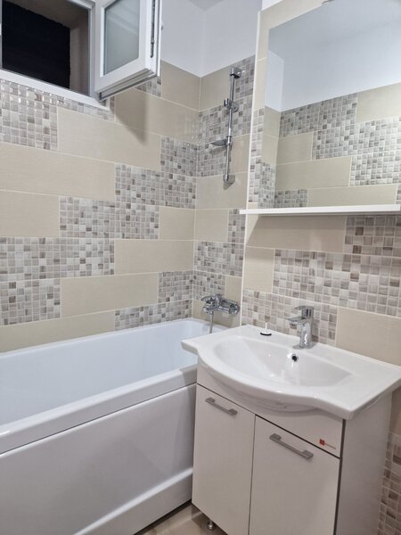 Piata Ambrozie, 5 minute metrou Nicolae Grigorescu,