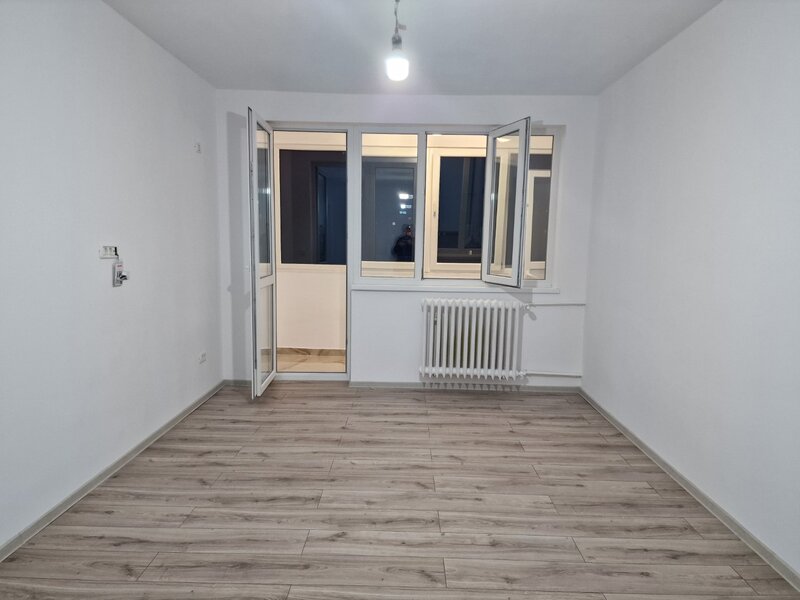 Piata Ambrozie, 5 minute metrou Nicolae Grigorescu,